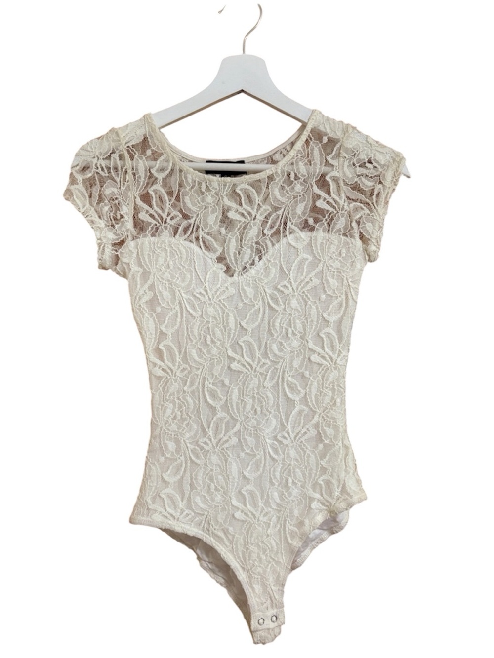 Almost Famous Size Small White Lace Bodysuit New With Tags